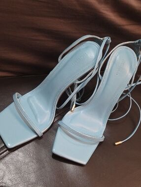 Light Blue Lace-Up Square Toe Women's Sandals Forever21 Size 7 New